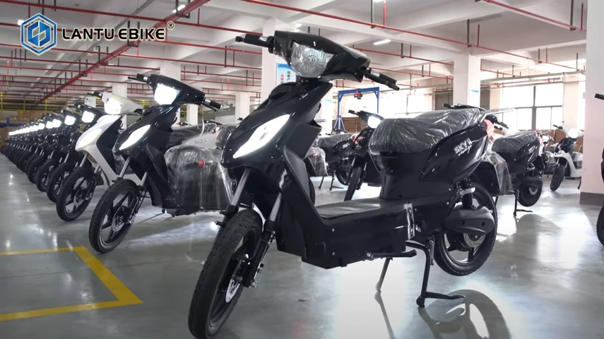 Lantu Ebike Εργοστάσιο εκδρομών: OEM & ODM EEC ηλεκτρικό σκούτερ κατασκευαστής στην Κίνα